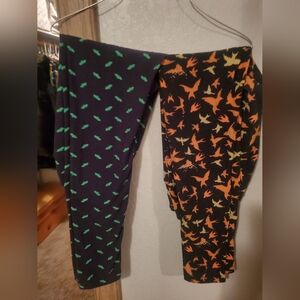 Lularoe leggings one size - 2 pairs